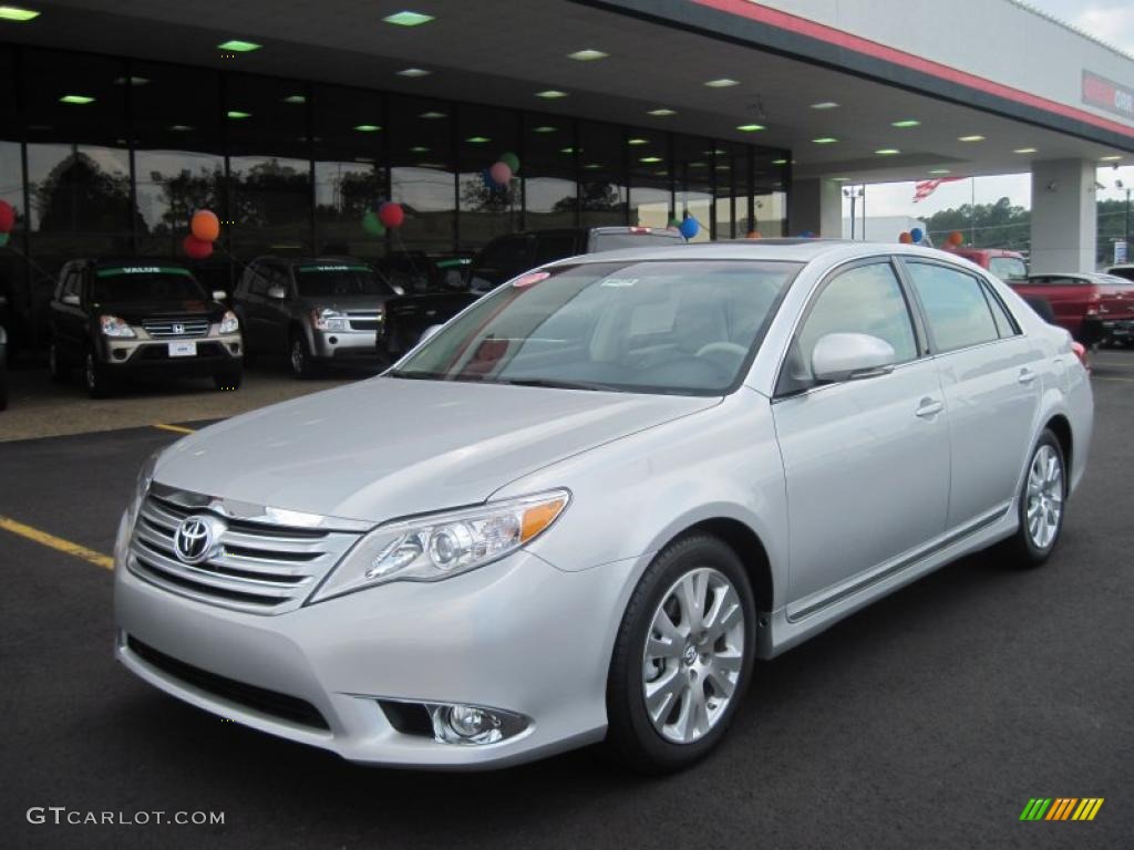 2011 Avalon  - Classic Silver Metallic / Light Gray photo #1