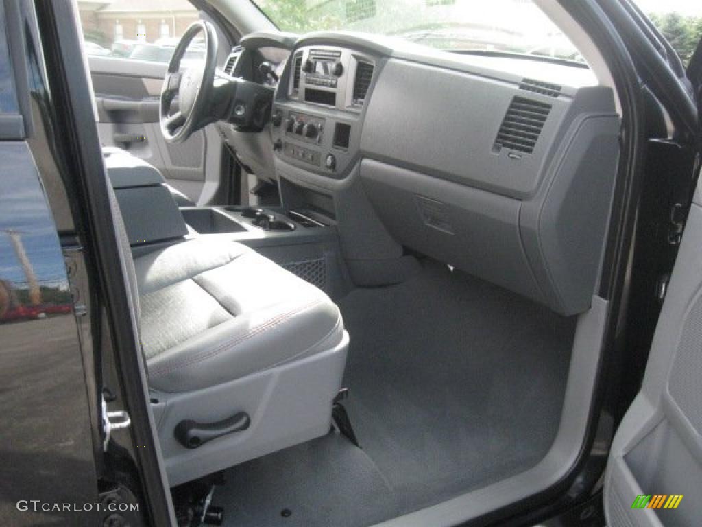 2008 Ram 1500 Sport Quad Cab 4x4 - Brilliant Black Crystal Pearl / Medium Slate Gray photo #19