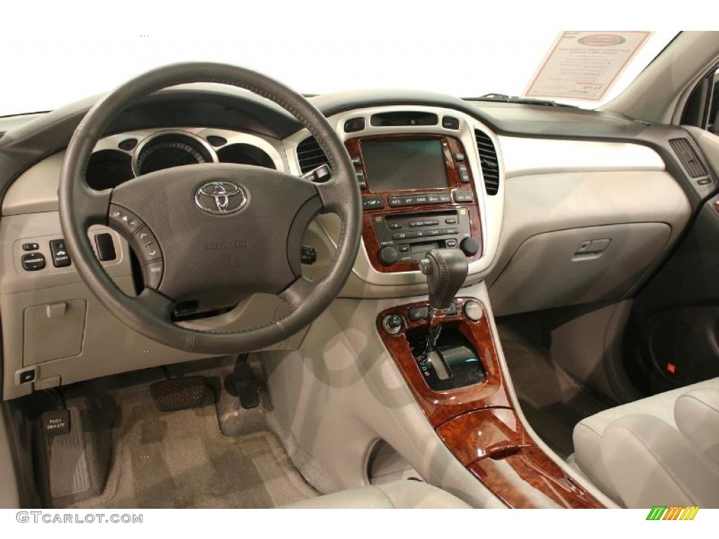 2006 Highlander Hybrid Limited 4WD - Black / Ash Gray photo #11