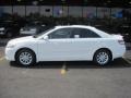 Super White - Camry XLE Photo No. 4