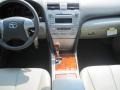 Super White - Camry XLE Photo No. 10
