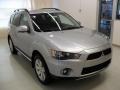 Cool Silver Metallic - Outlander SE Photo No. 5