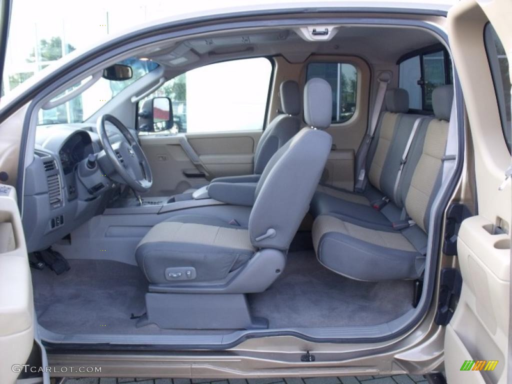 2004 Titan SE King Cab 4x4 - Copper / Sand/Steel photo #14