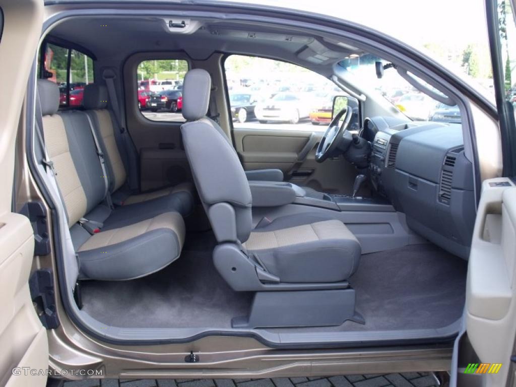 2004 Titan SE King Cab 4x4 - Copper / Sand/Steel photo #20