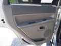 Light Graystone Pearl - Grand Cherokee Laredo Photo No. 19