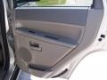 Light Graystone Pearl - Grand Cherokee Laredo Photo No. 21