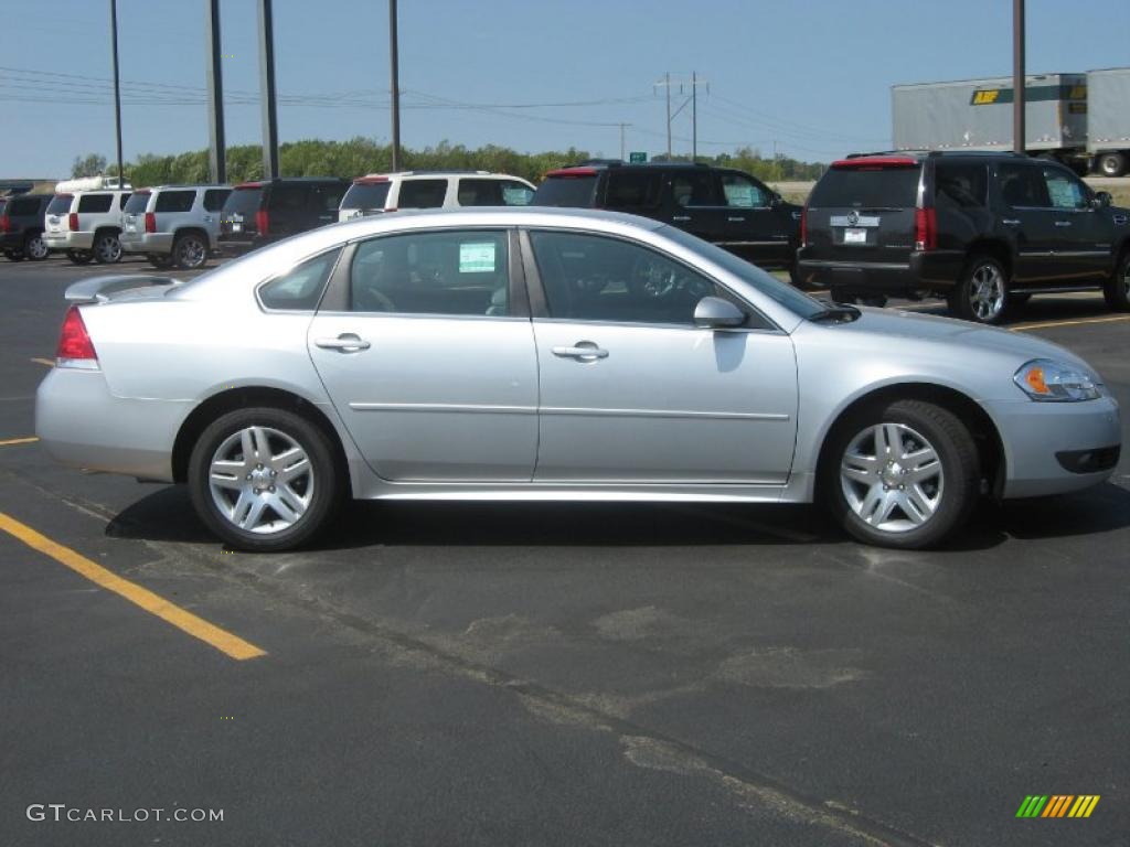2010 Impala LT - Silver Ice Metallic / Gray photo #4