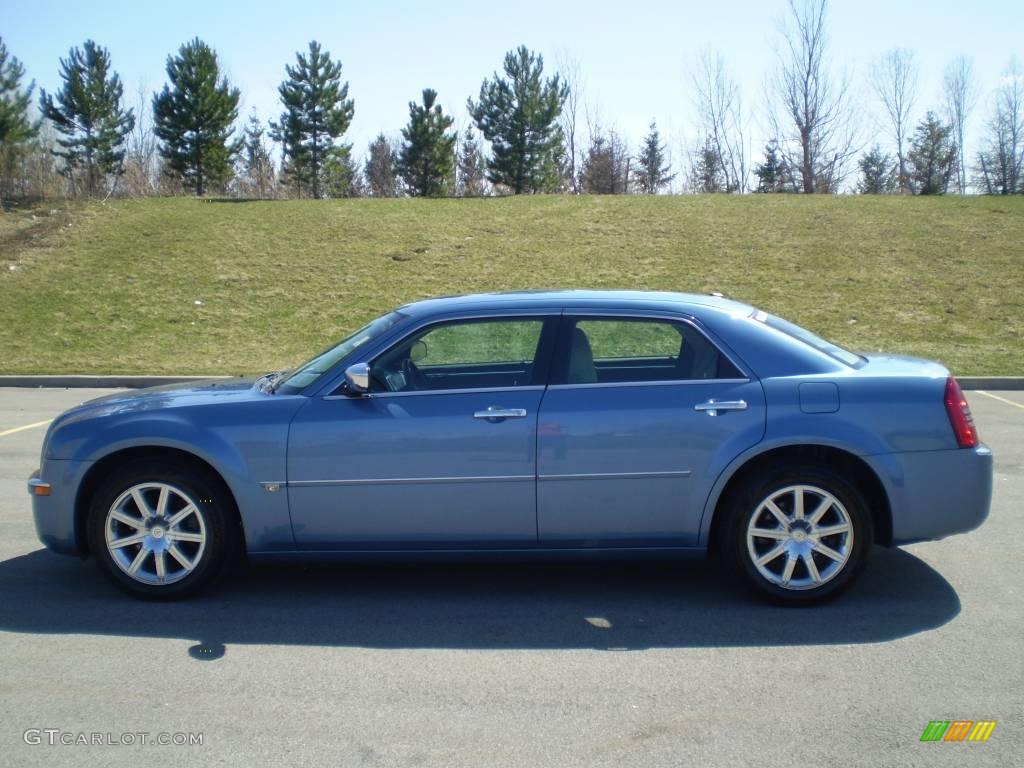 Marine Blue Pearlcoat Chrysler 300