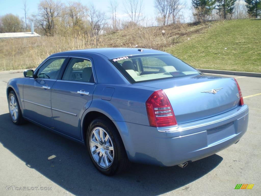 2007 300 C HEMI - Marine Blue Pearlcoat / Dark Slate Gray/Light Graystone photo #2