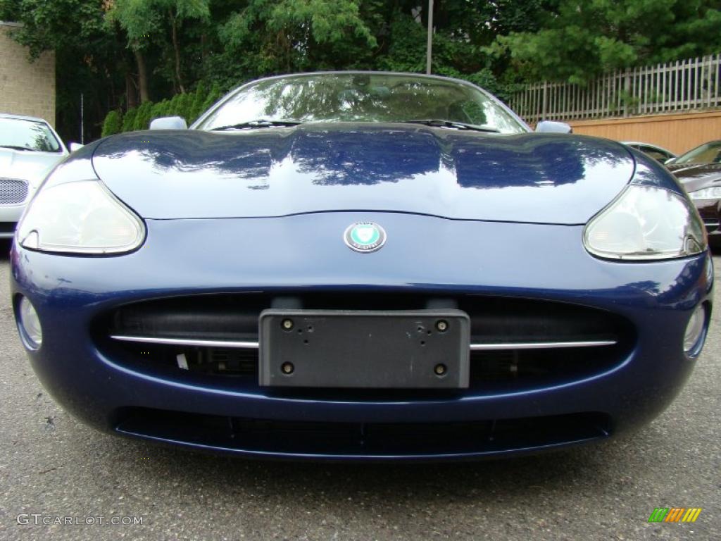 2005 XK XK8 Convertible - Pacific Blue Metallic / Ivory photo #2