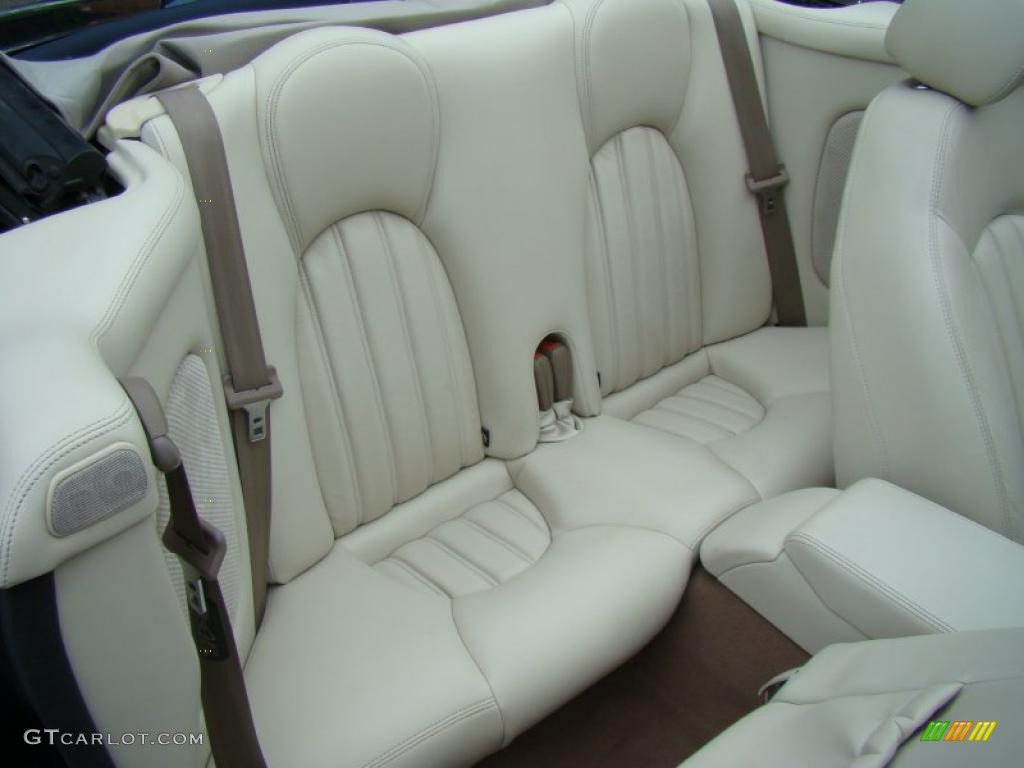 2005 XK XK8 Convertible - Pacific Blue Metallic / Ivory photo #23