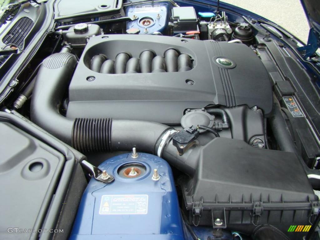 2005 XK XK8 Convertible - Pacific Blue Metallic / Ivory photo #24