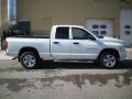 2005 Bright White Dodge Ram 1500 SLT Quad Cab 4x4  photo #4