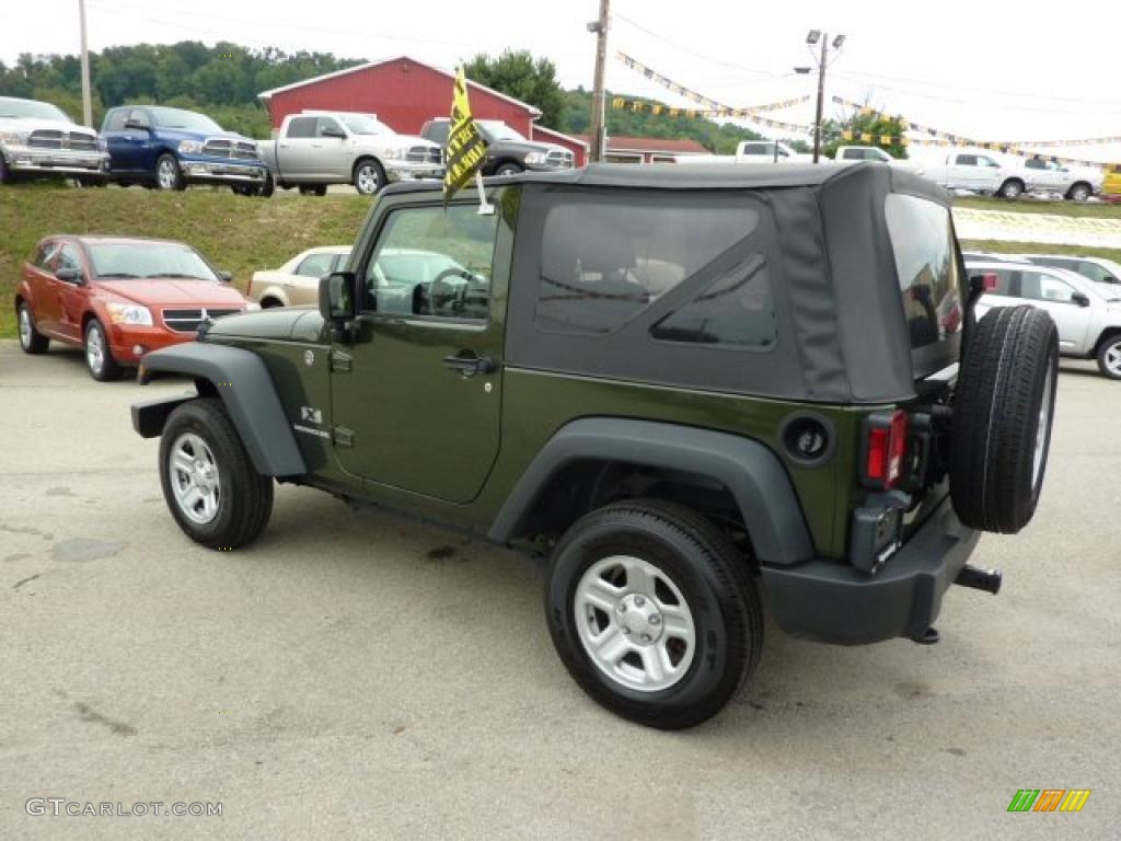 2009 Wrangler X 4x4 - Jeep Green Metallic / Dark Slate Gray/Medium Slate Gray photo #3
