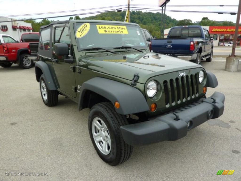 2009 Wrangler X 4x4 - Jeep Green Metallic / Dark Slate Gray/Medium Slate Gray photo #9