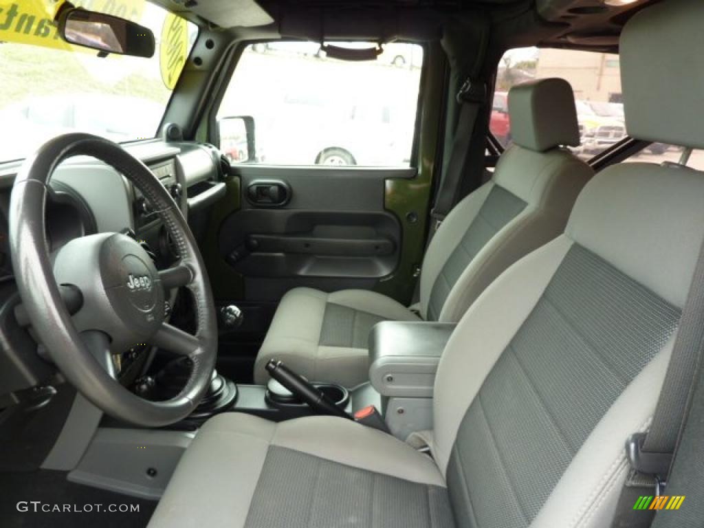 2009 Wrangler X 4x4 - Jeep Green Metallic / Dark Slate Gray/Medium Slate Gray photo #12