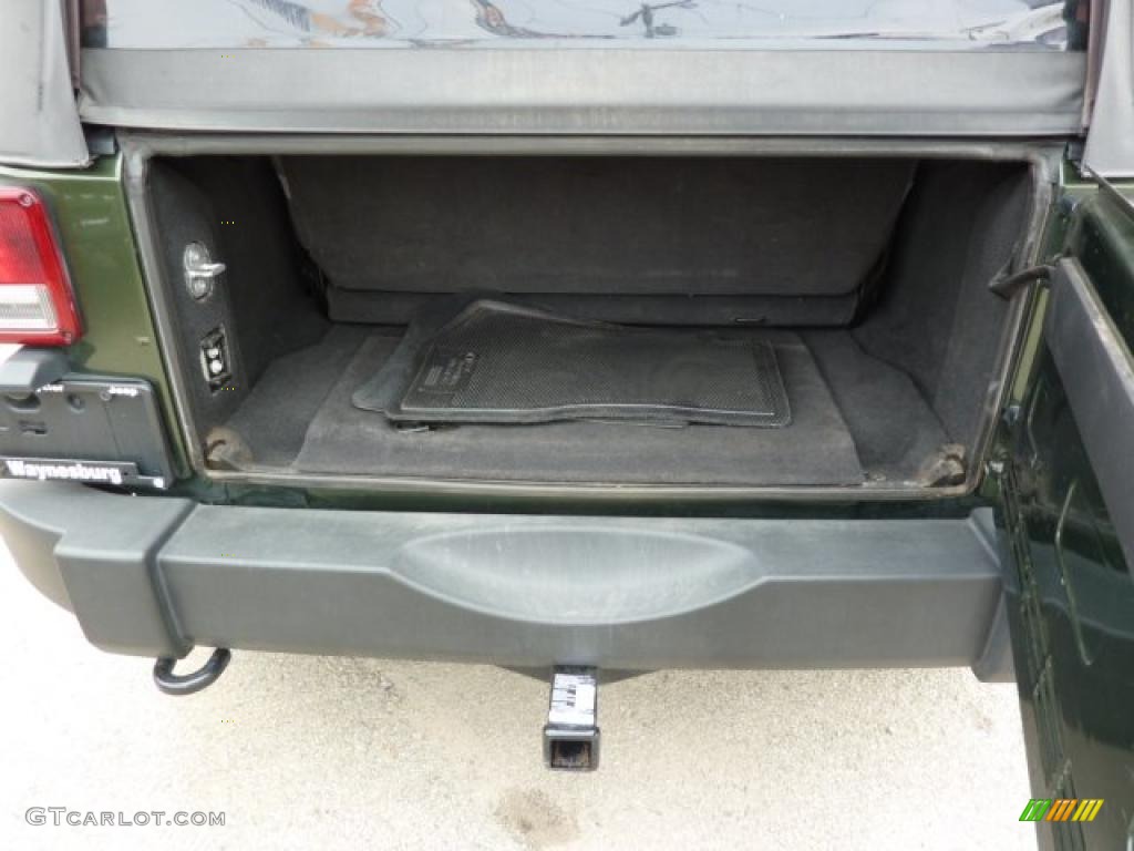 2009 Wrangler X 4x4 - Jeep Green Metallic / Dark Slate Gray/Medium Slate Gray photo #17