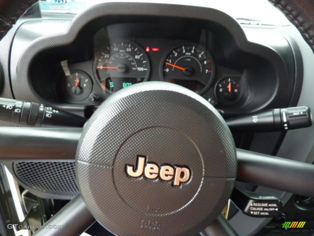 2009 Wrangler X 4x4 - Jeep Green Metallic / Dark Slate Gray/Medium Slate Gray photo #24