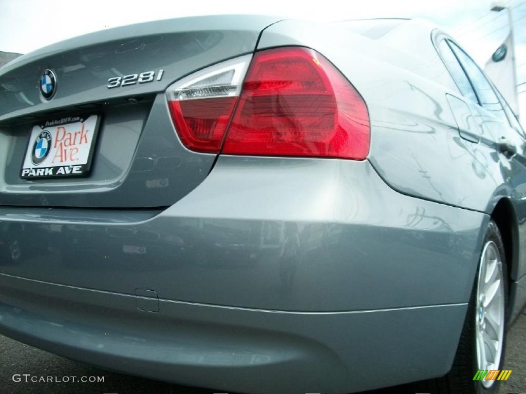 2007 3 Series 328i Sedan - Arctic Metallic / Black photo #22