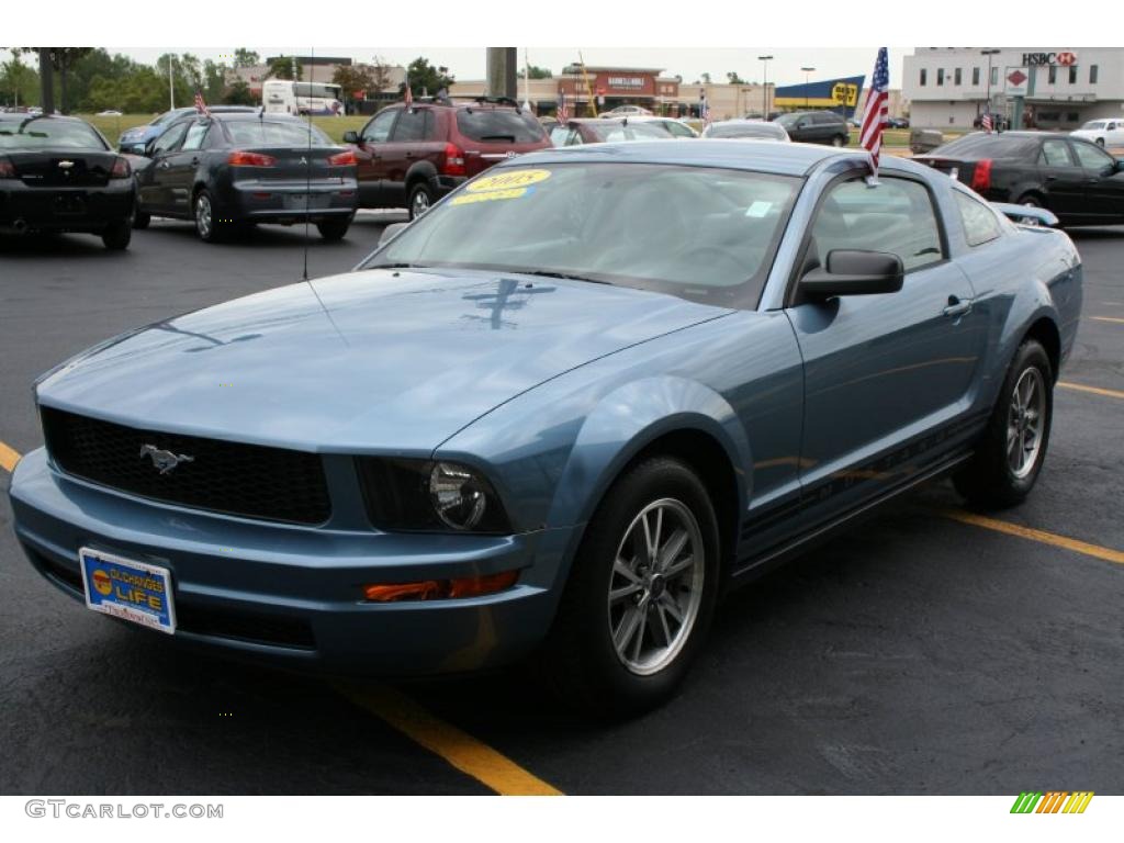 2005 Mustang V6 Deluxe Coupe - Windveil Blue Metallic / Light Graphite photo #1