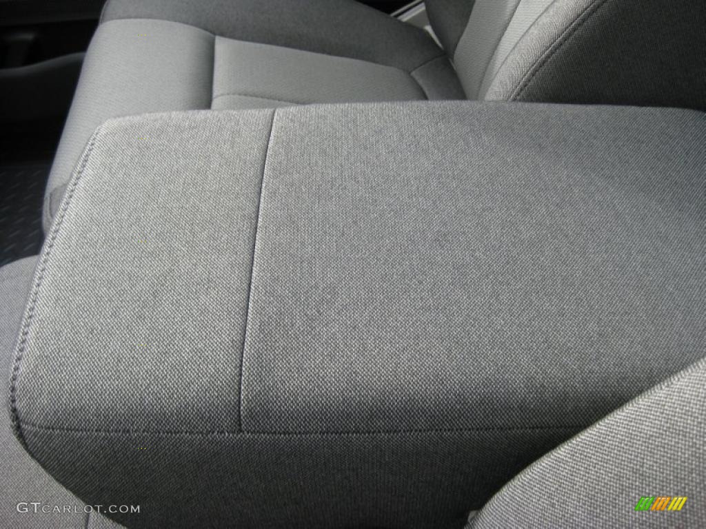2010 F150 XL Regular Cab - Ingot Silver Metallic / Medium Stone photo #27