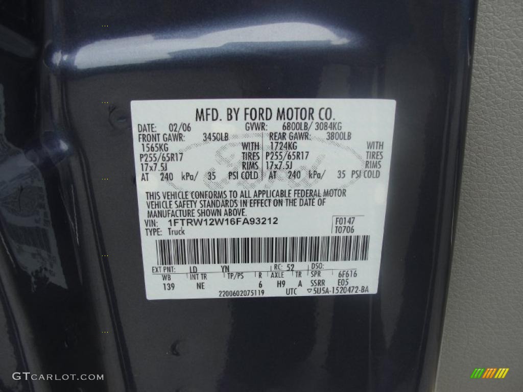 2006 F150 XLT SuperCrew - True Blue Metallic / Medium/Dark Flint photo #50