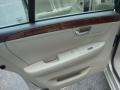 Light Platinum - DTS Sedan Photo No. 13