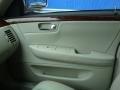 Light Platinum - DTS Sedan Photo No. 17
