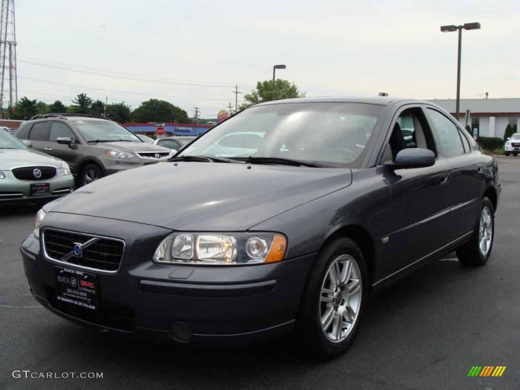 2006 S60 2.5T AWD - Black Sapphire Metallic / Graphite photo #1