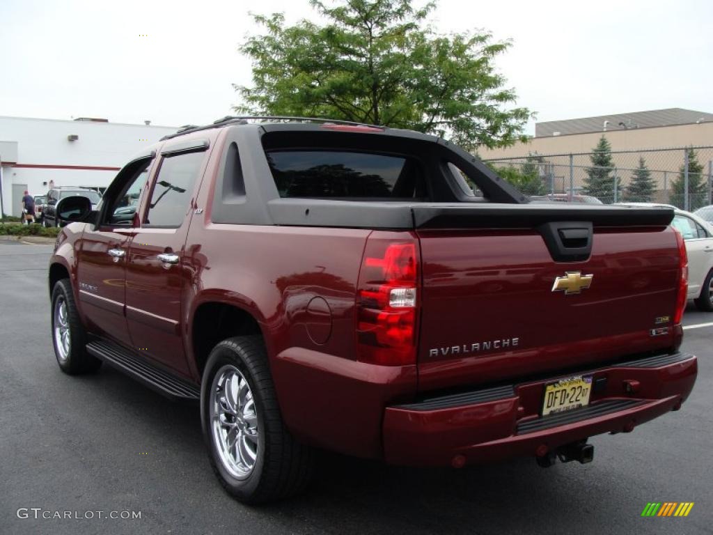 2008 Avalanche LTZ 4x4 - Deep Ruby Red Metallic / Ebony photo #9