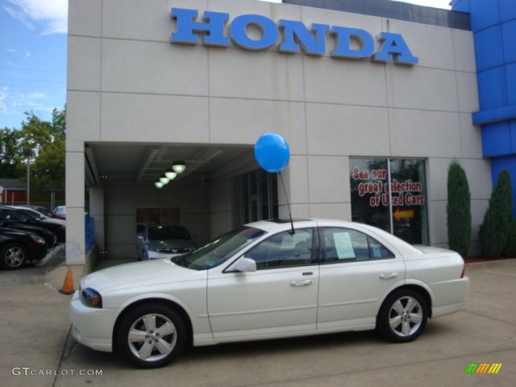 Ceramic White Pearlescent Tri-Coat Lincoln LS