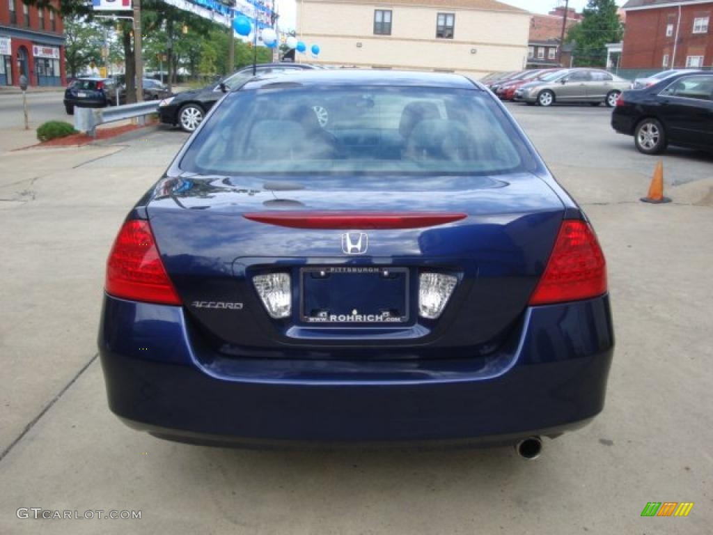2006 Accord LX Sedan - Royal Blue Pearl / Gray photo #3