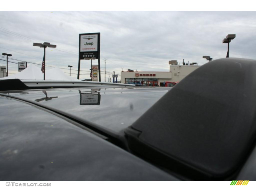 2006 Equinox LS - Black / Light Gray photo #8