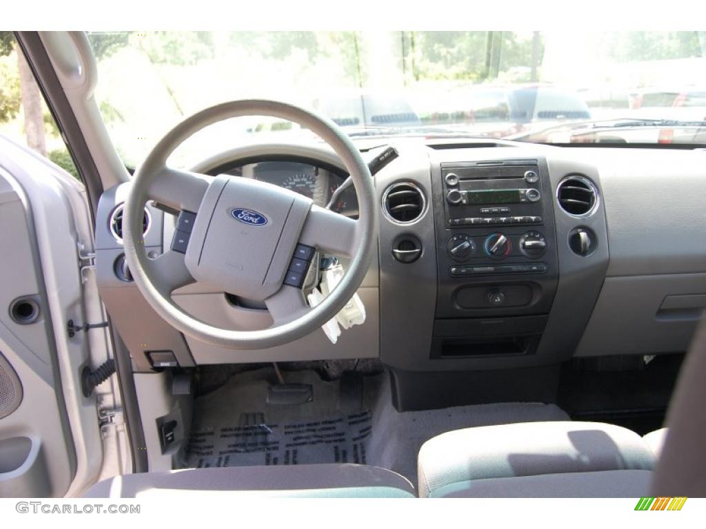 2004 F150 XLT SuperCrew - Silver Metallic / Dark Flint photo #3