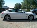 Carrara White - Panamera 4 Photo No. 4