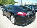 Black - Panamera 4 Photo No. 7