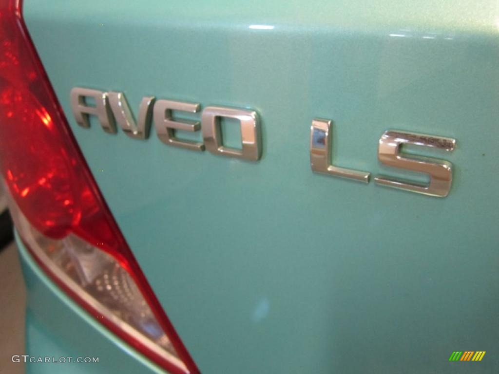 2005 Aveo LS Hatchback - Aqua Metallic / Gray photo #5