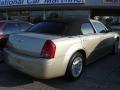 2006 Linen Gold Metallic Chrysler 300   photo #3