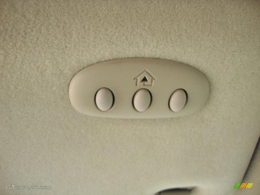 2001 RX 300 AWD - Black Onyx / Ivory photo #43