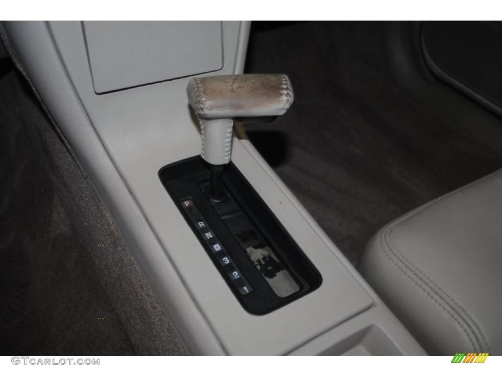 1995 Seville SLS - Polo Green Metallic / Shale photo #34