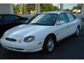 1999 Vibrant White Ford Taurus SE  photo #5