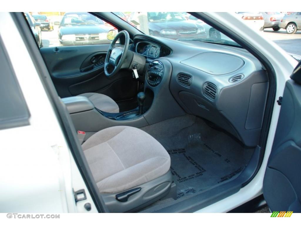 1999 Taurus SE - Vibrant White / Medium Graphite photo #17