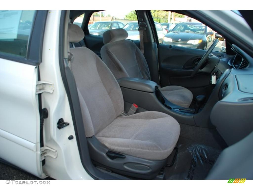 1999 Taurus SE - Vibrant White / Medium Graphite photo #18
