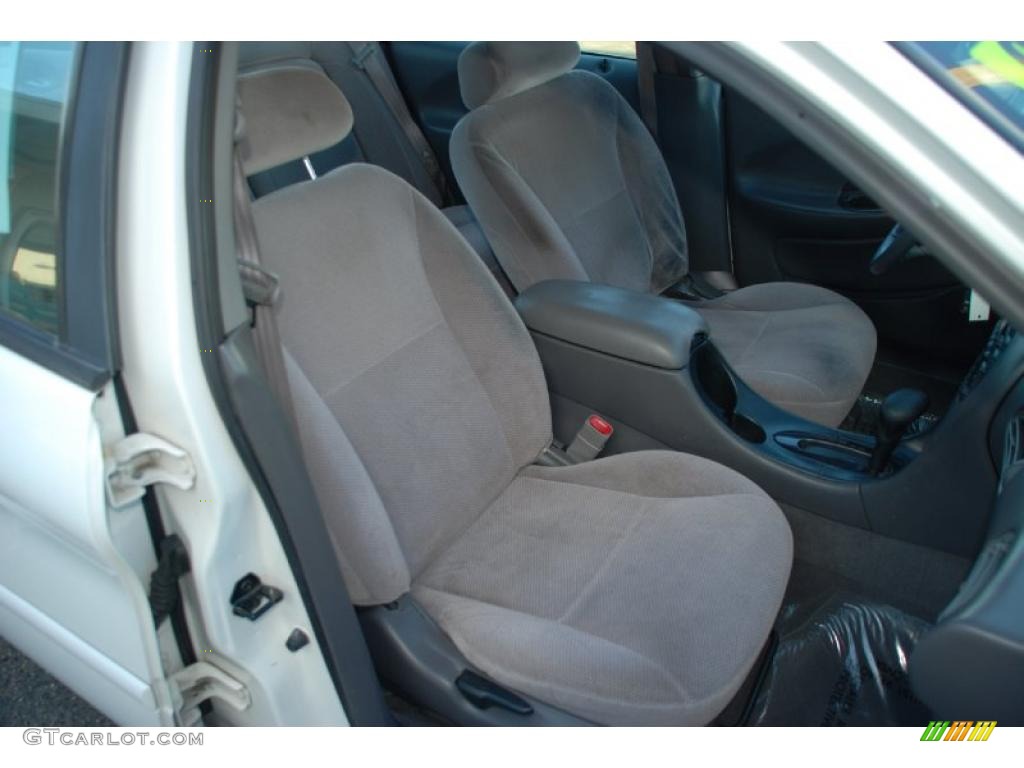 1999 Taurus SE - Vibrant White / Medium Graphite photo #19