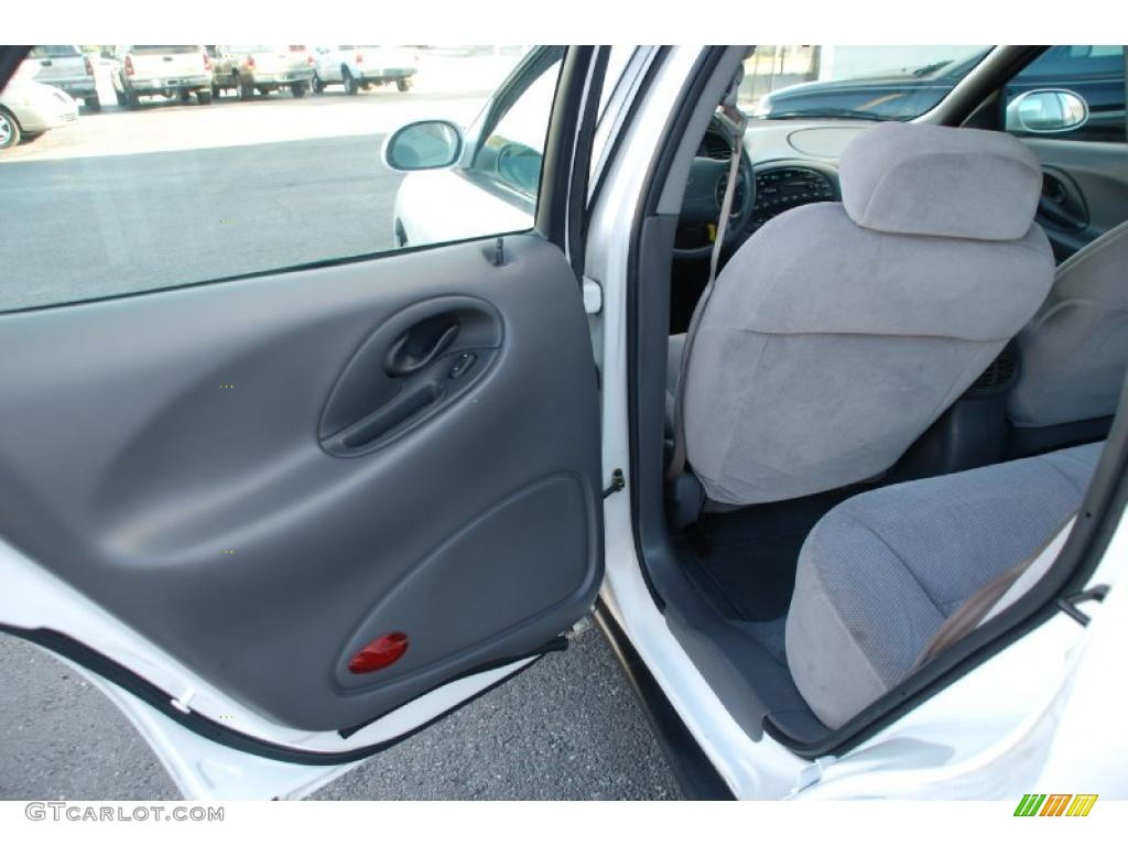 1999 Taurus SE - Vibrant White / Medium Graphite photo #20