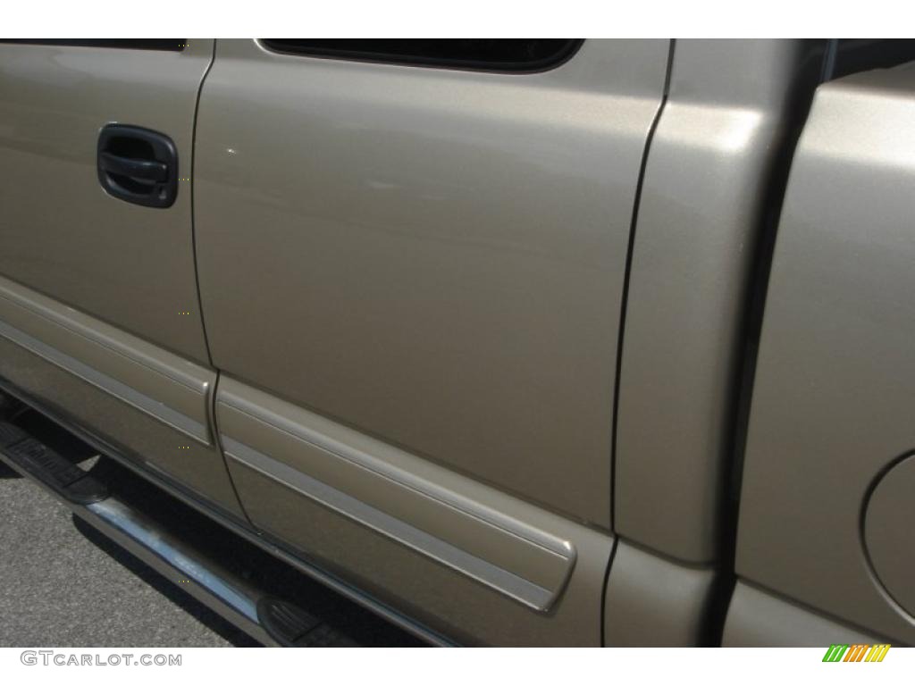 2007 Silverado 1500 Classic Z71 Extended Cab 4x4 - Sandstone Metallic / Dark Charcoal photo #39