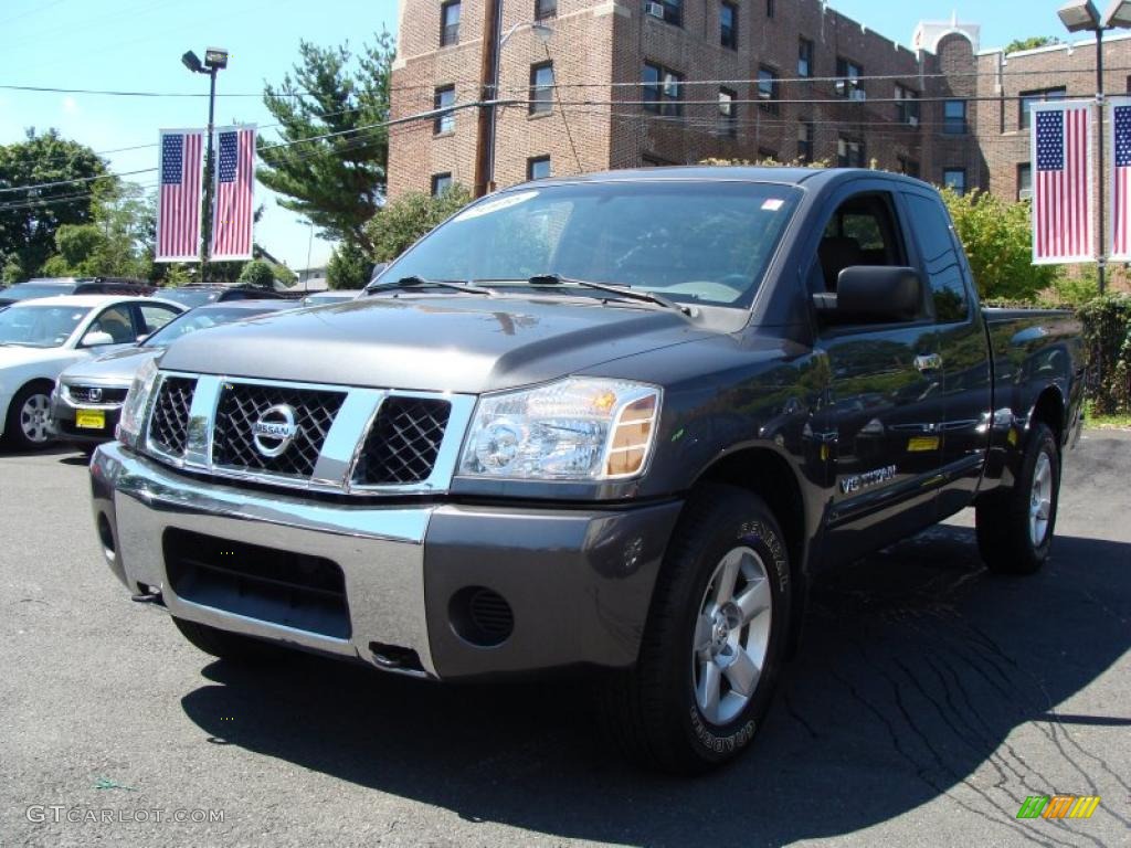 2006 Titan SE King Cab 4x4 - Smoke Gray / Steel Gray photo #1