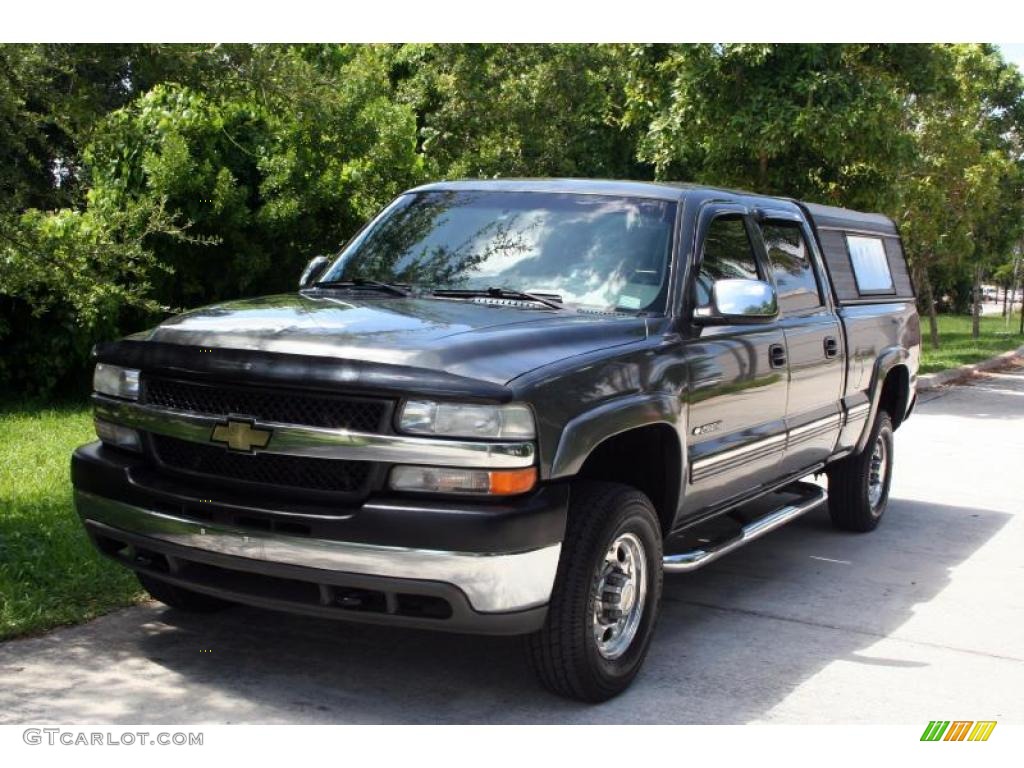 Medium Charcoal Gray Metallic Chevrolet Silverado 2500HD