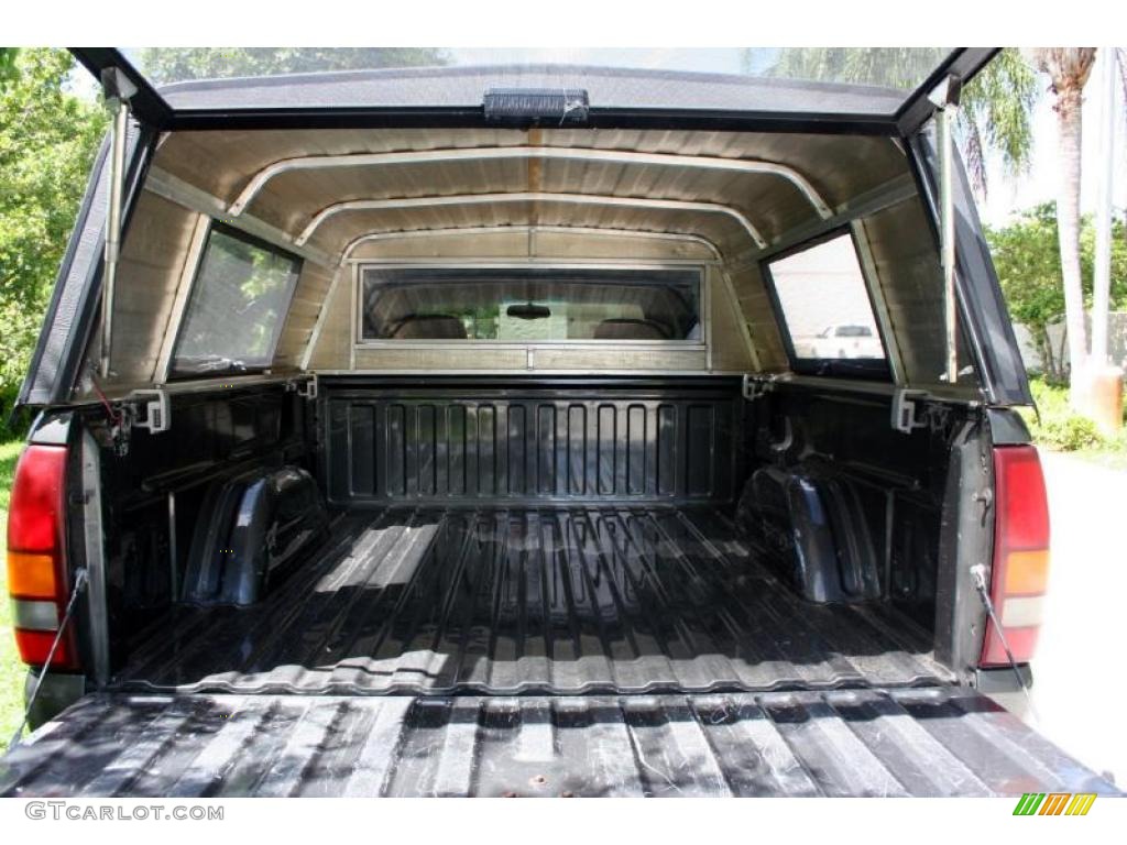 2001 Silverado 2500HD LS Crew Cab 4x4 - Medium Charcoal Gray Metallic / Graphite photo #101