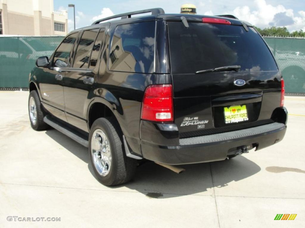 2004 Explorer XLT - Black / Graphite photo #5